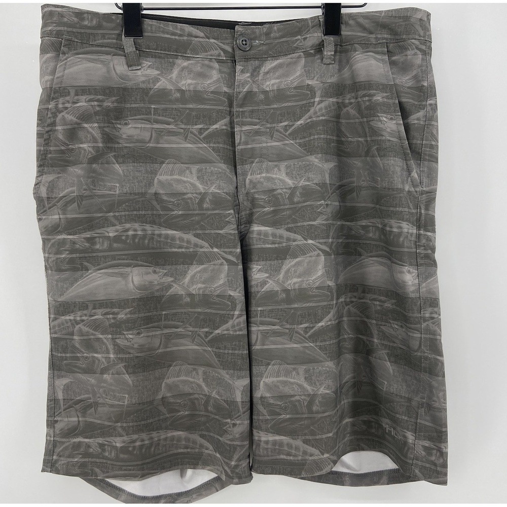 Huk Shorts Mens 34 Green Fish AOP Performance Casual Stretch Mahi Tuna Beach Dad